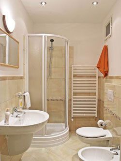 Appartement avec 3 chambres à louer à Prague, salle de bain
