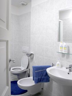 Appartement deux chambres à louer à Prague 1, salle de bain