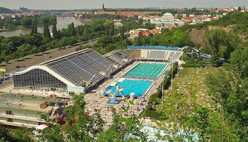 Podolí - aller à la piscine